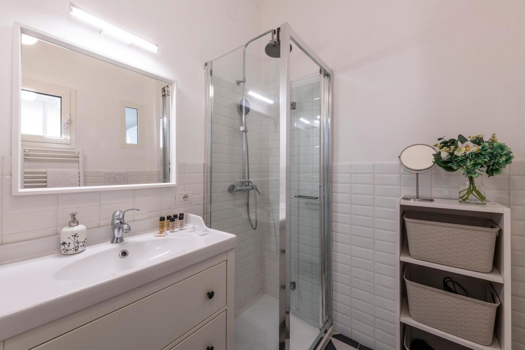 Appartement Pomponazzi, 4 Bilocale In Zona Bocconi Navigli *