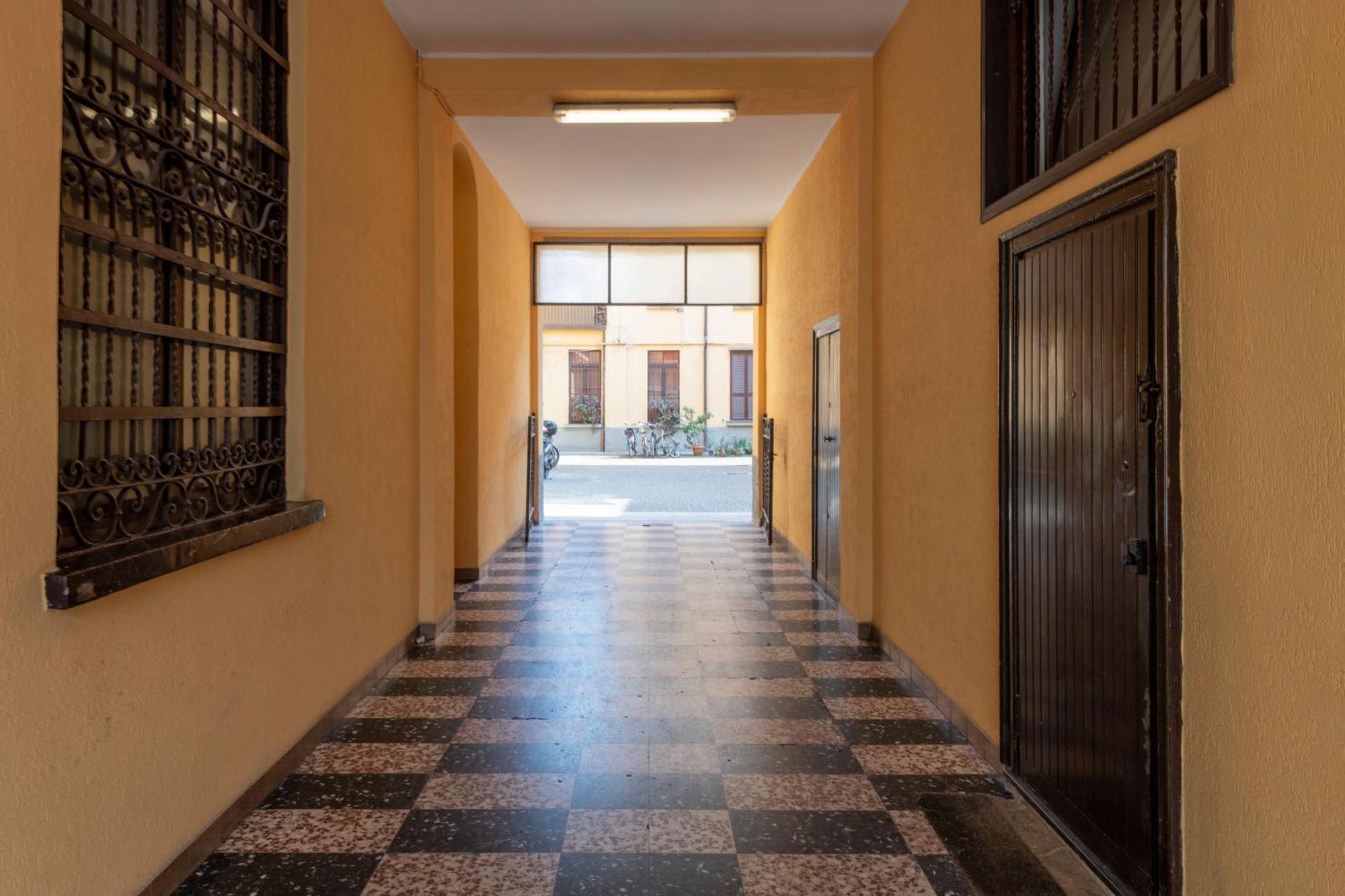 Pomponazzi, 4 Bilocale In Zona Bocconi Navigli